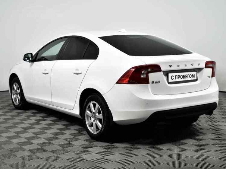 Volvo S60 II