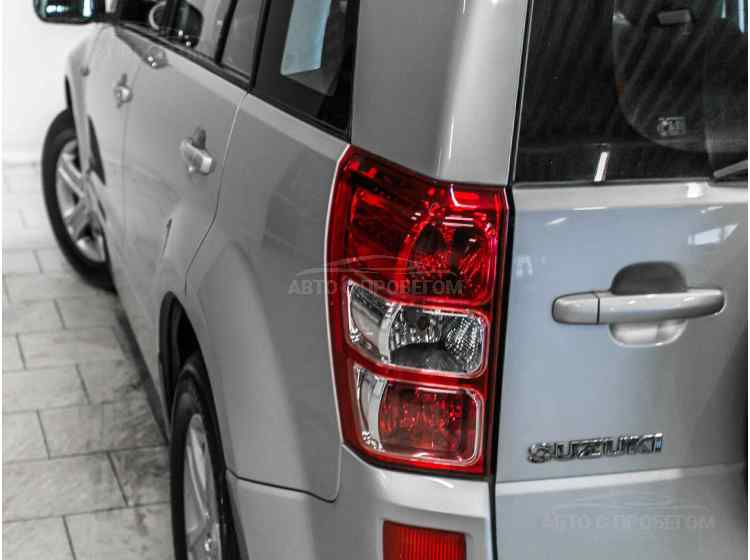 Suzuki Grand Vitara III