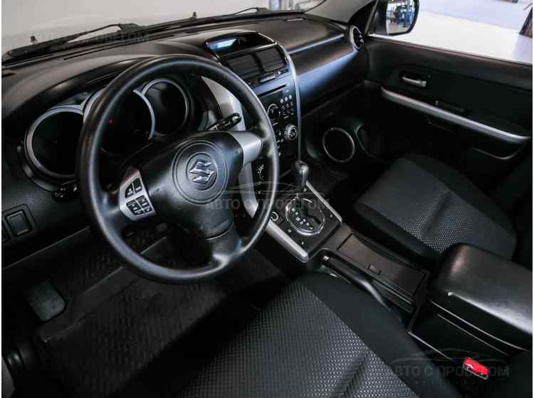 Suzuki Grand Vitara III