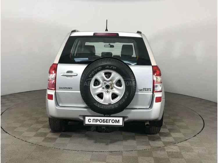 Suzuki Grand Vitara III