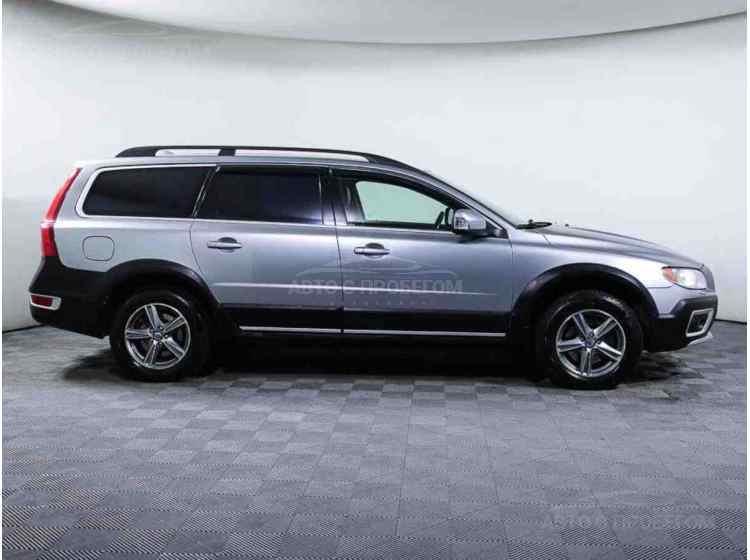Volvo XC70 II