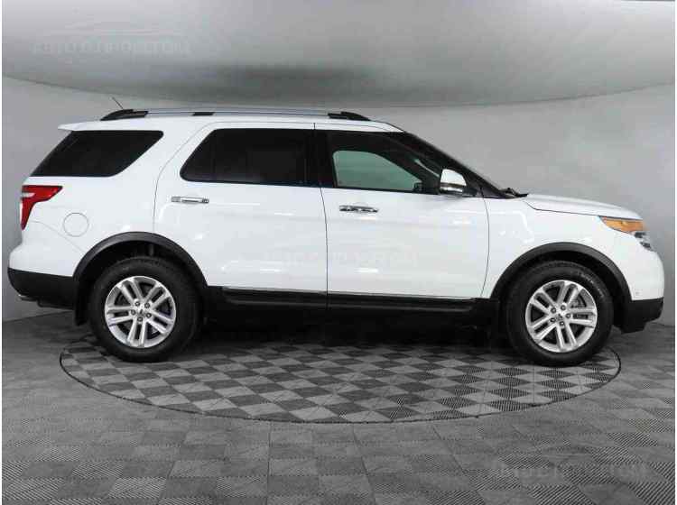 Ford Explorer V