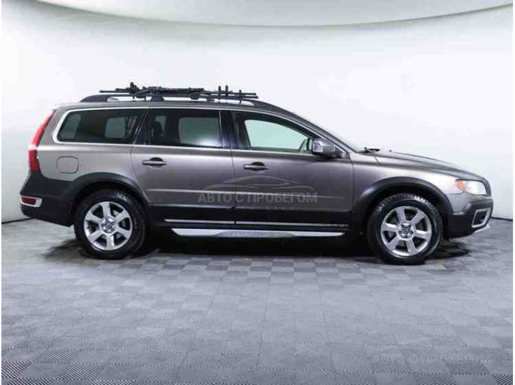 Volvo XC70 II