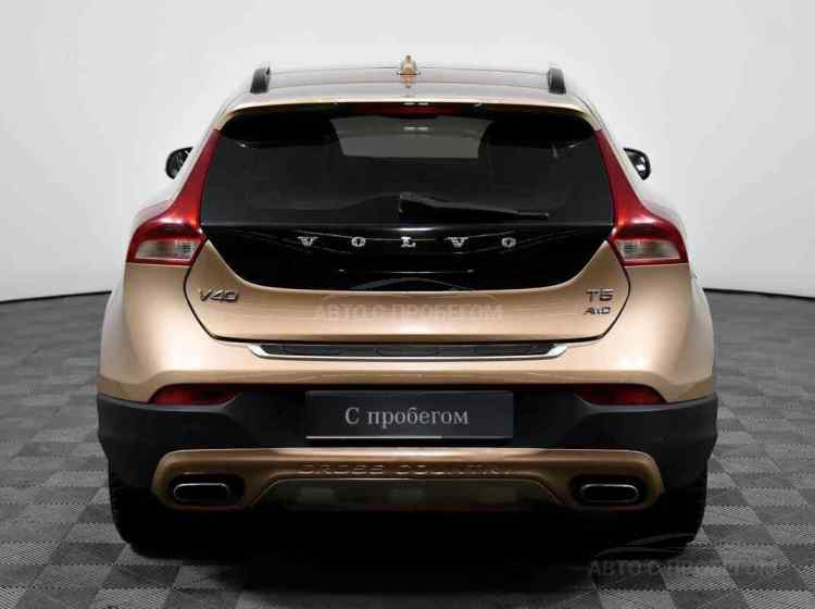 Volvo V40 Cross Country I