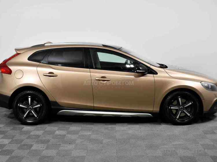 Volvo V40 Cross Country I