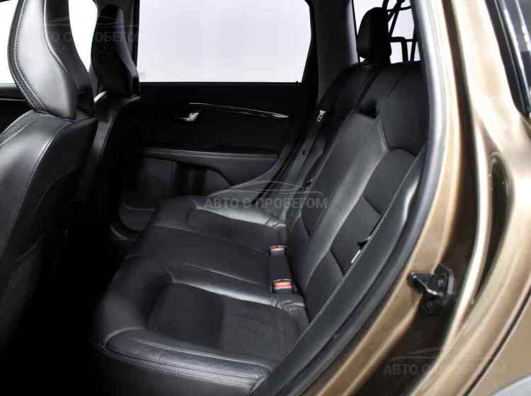 Volvo XC70 II