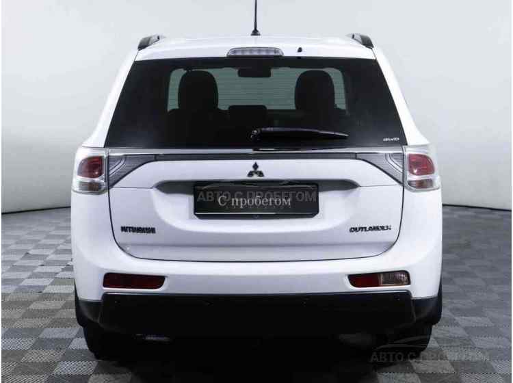 Mitsubishi Outlander III