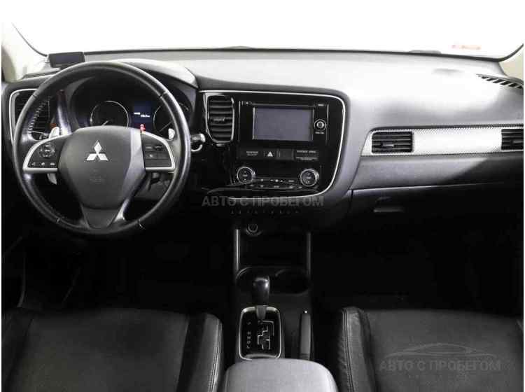 Mitsubishi Outlander III