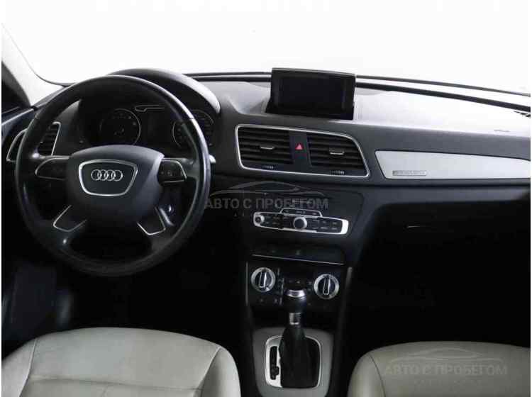 Audi Q3 I (8U)
