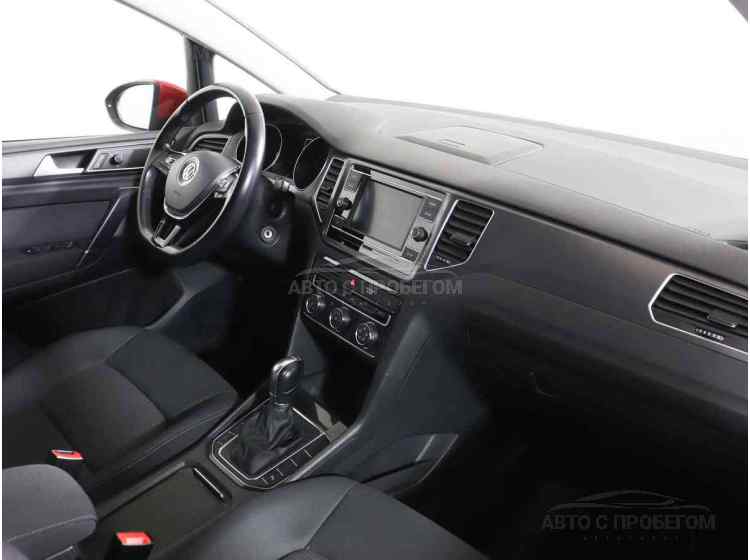 Volkswagen Golf VIII