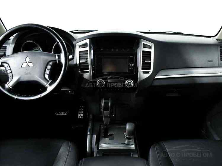 Mitsubishi Pajero IV Рестайлинг 2