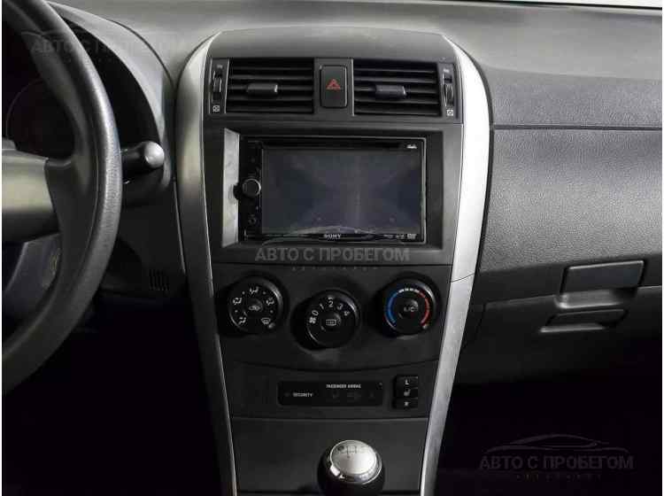 Toyota Corolla X (E140, E150) Рестайлинг