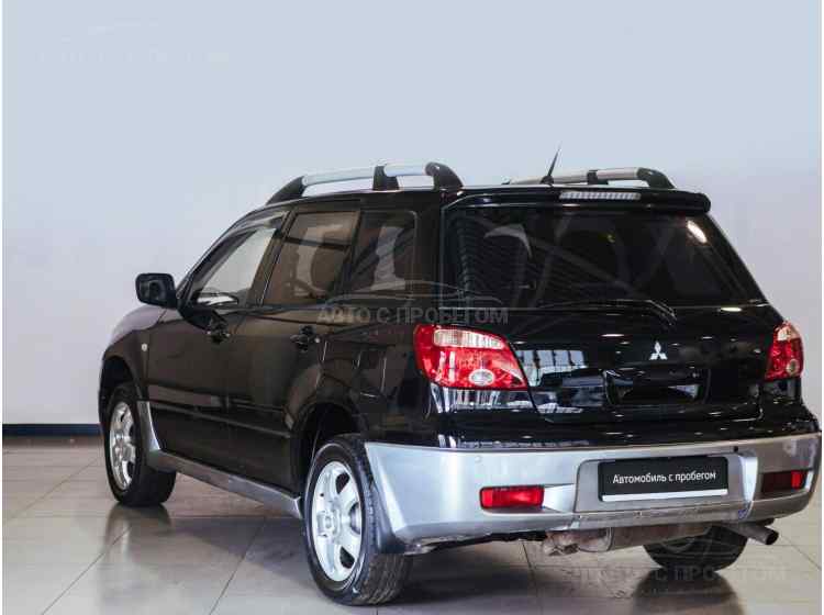 Mitsubishi Outlander II
