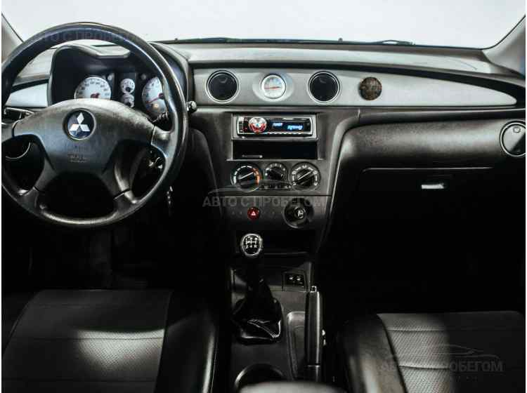 Mitsubishi Outlander II