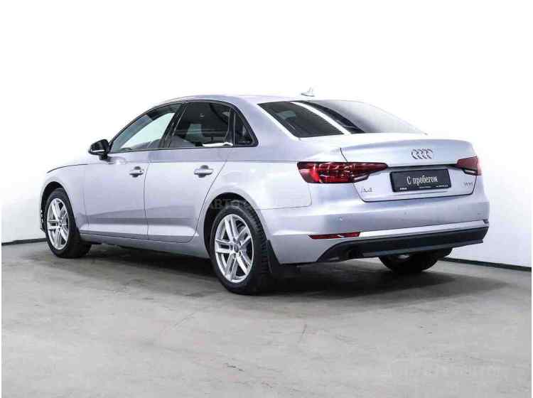 Audi A4 V (B9)