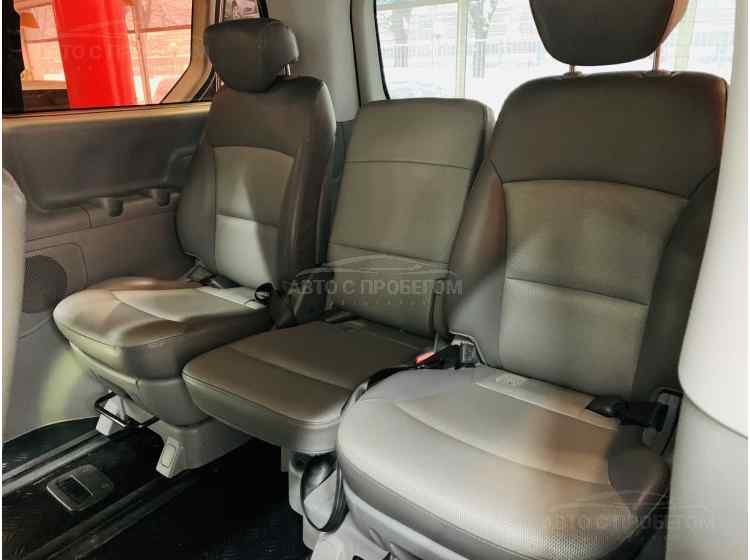 Hyundai Grand Starex I