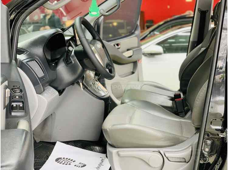 Hyundai Grand Starex I