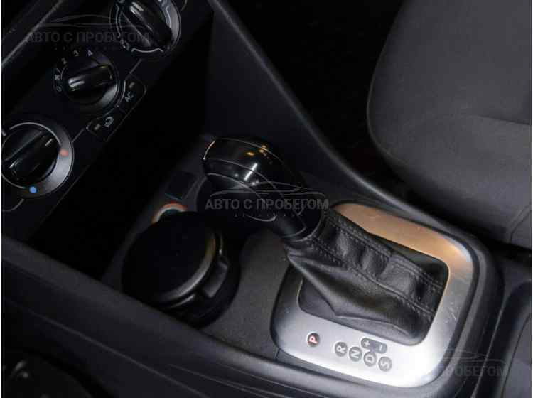 Volkswagen Polo IV Рестайлинг