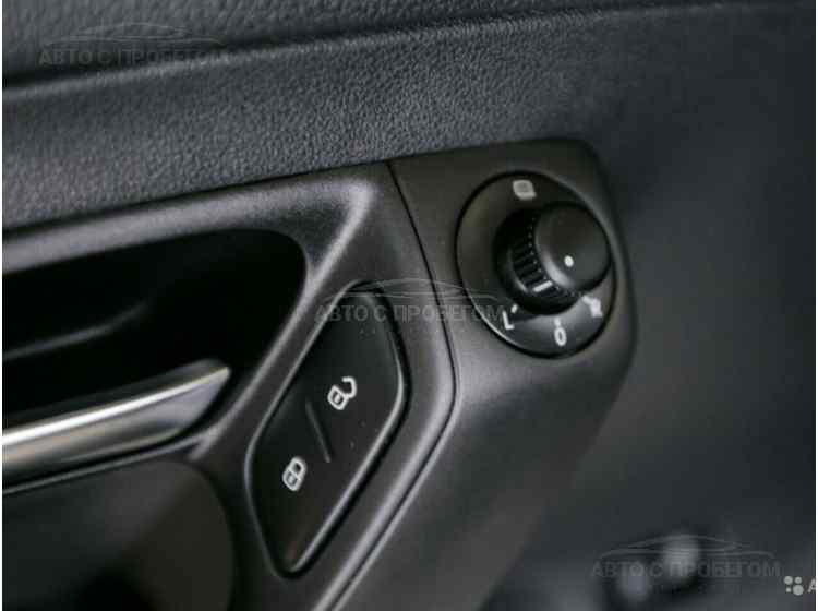 Volkswagen Polo V Рестайлинг