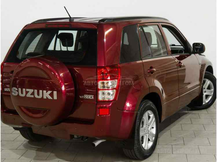 Suzuki Grand Vitara III