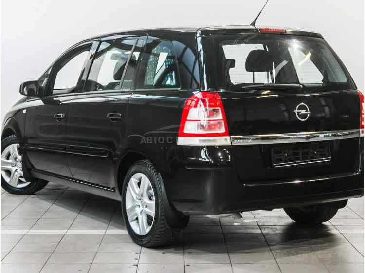 Opel Zafira B Рестайлинг