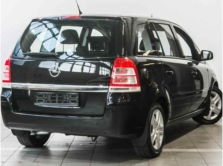 Opel Zafira B Рестайлинг