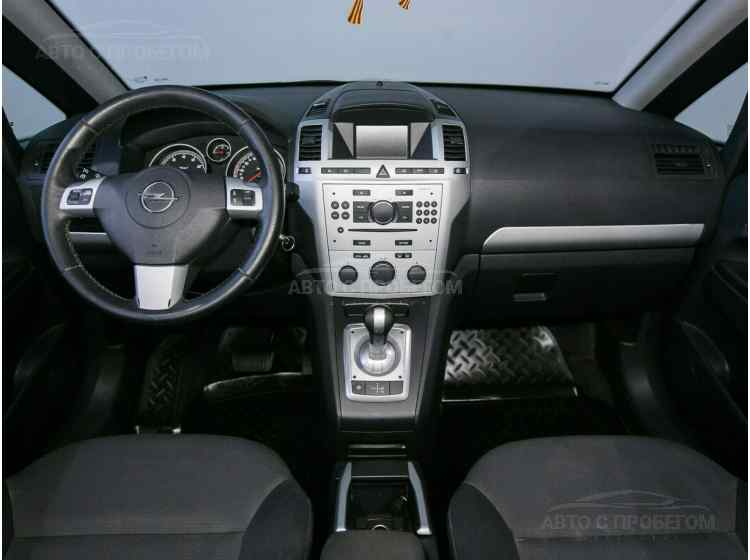 Opel Zafira B Рестайлинг