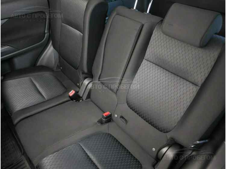 Mitsubishi Outlander III