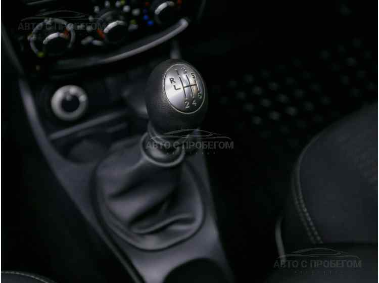 Nissan Terrano III (D10)