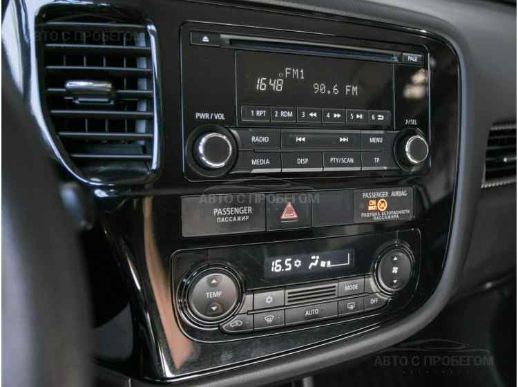 Mitsubishi Outlander III