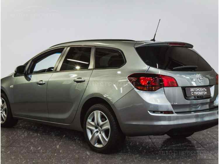 Opel Astra J Рестайлинг