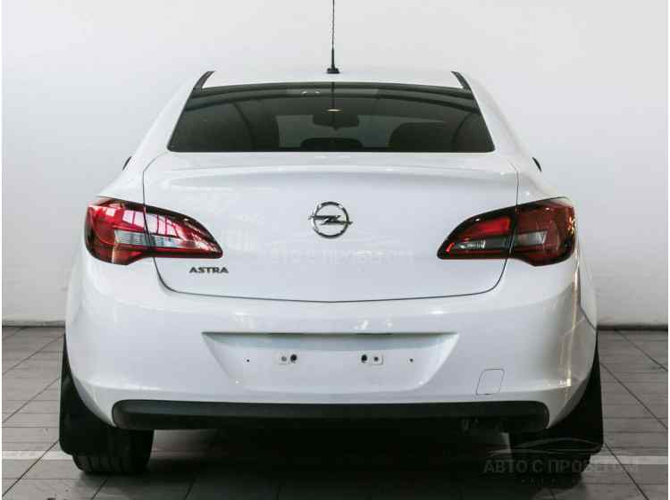 Opel Astra J Рестайлинг