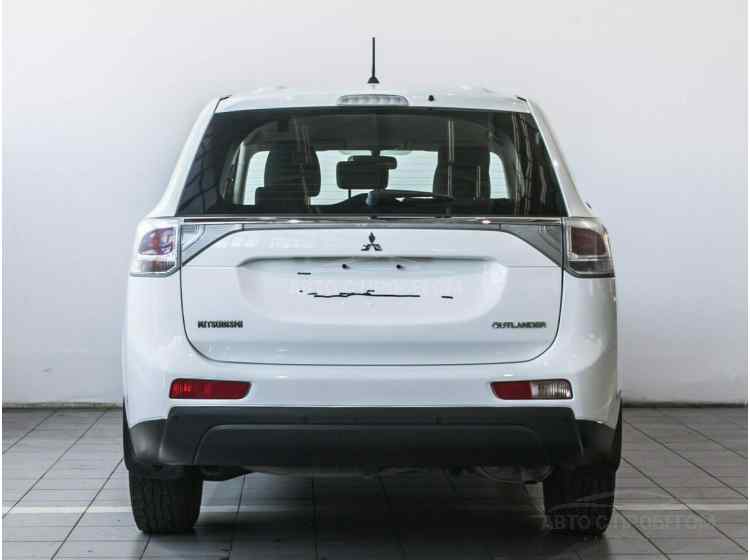 Mitsubishi Outlander III