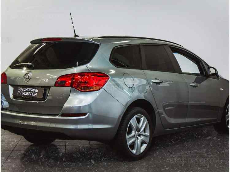 Opel Astra J Рестайлинг