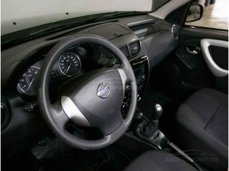 Nissan Terrano III (D10)