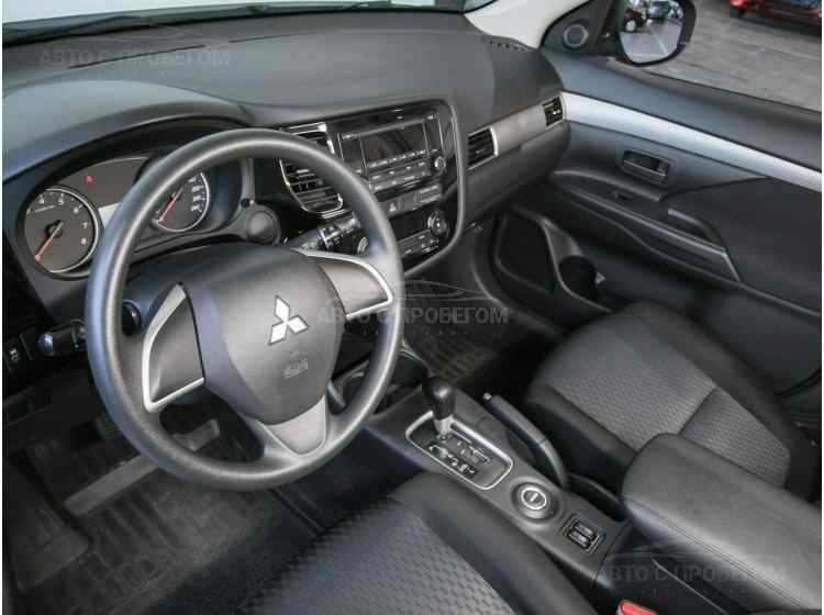 Mitsubishi Outlander III