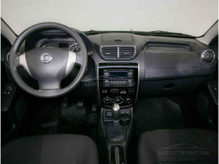 Nissan Terrano III (D10)