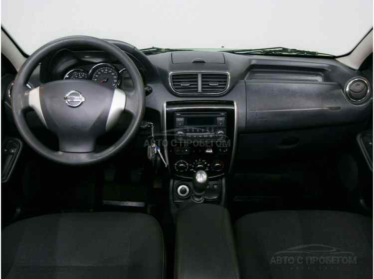 Nissan Terrano III (D10)