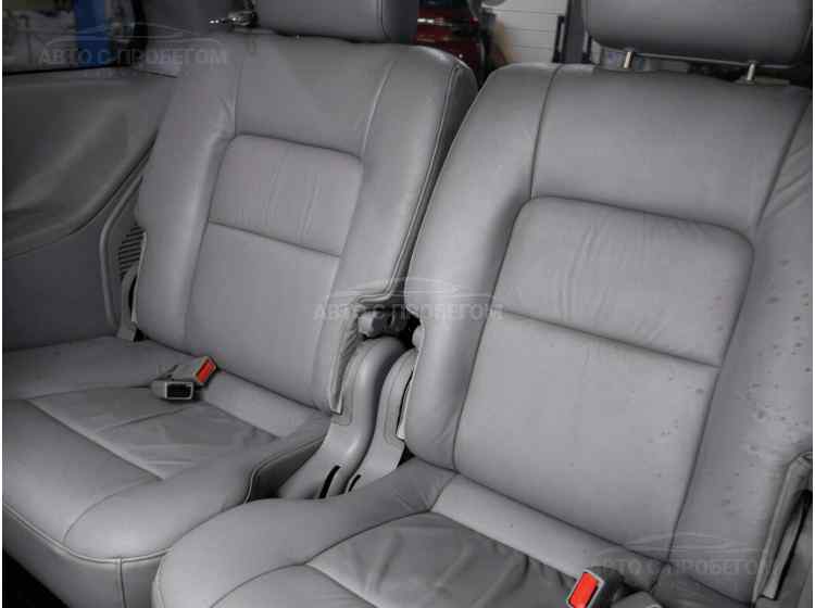 Kia Carnival I Рестайлинг