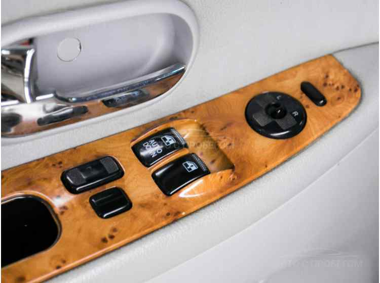 Kia Carnival I Рестайлинг