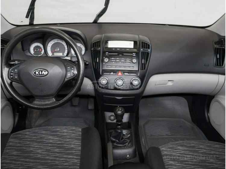 Kia Ceed I