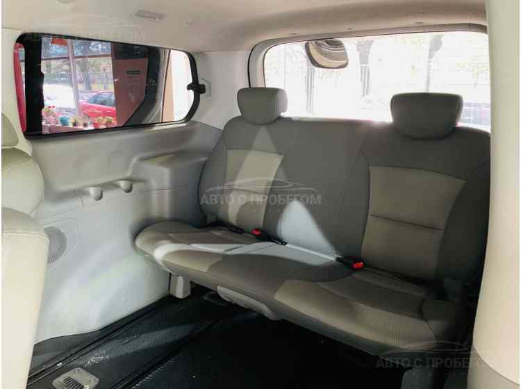 Hyundai Grand Starex I