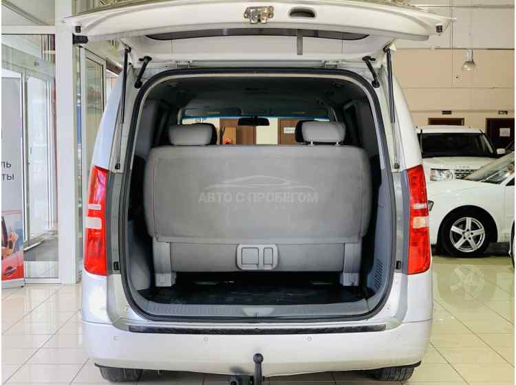 Hyundai Grand Starex I