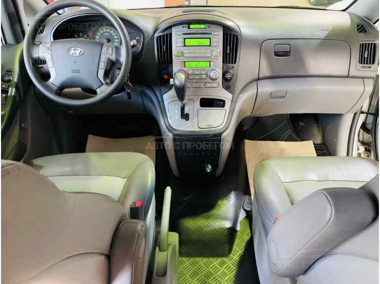 Hyundai Grand Starex I