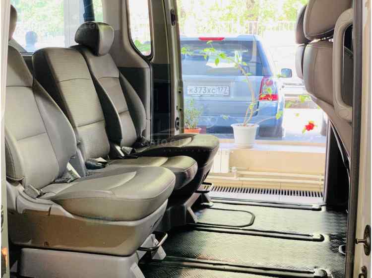 Hyundai Grand Starex I