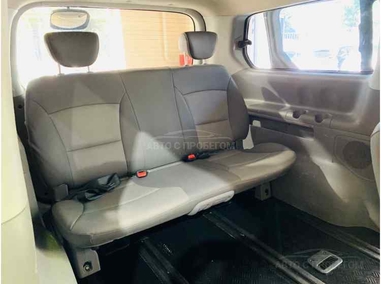 Hyundai Grand Starex I