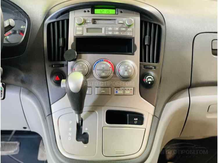 Hyundai Grand Starex I