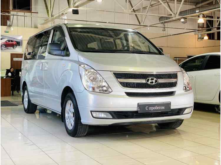 Hyundai Grand Starex I