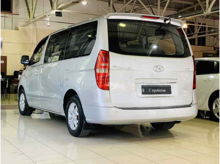 Hyundai Grand Starex I