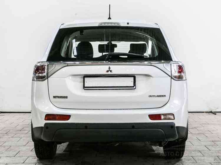 Mitsubishi Outlander III